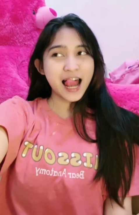Nonton Film Listy Mahasiswi Manis Remas Tocilnya Bikin Ngaceng Terbaru