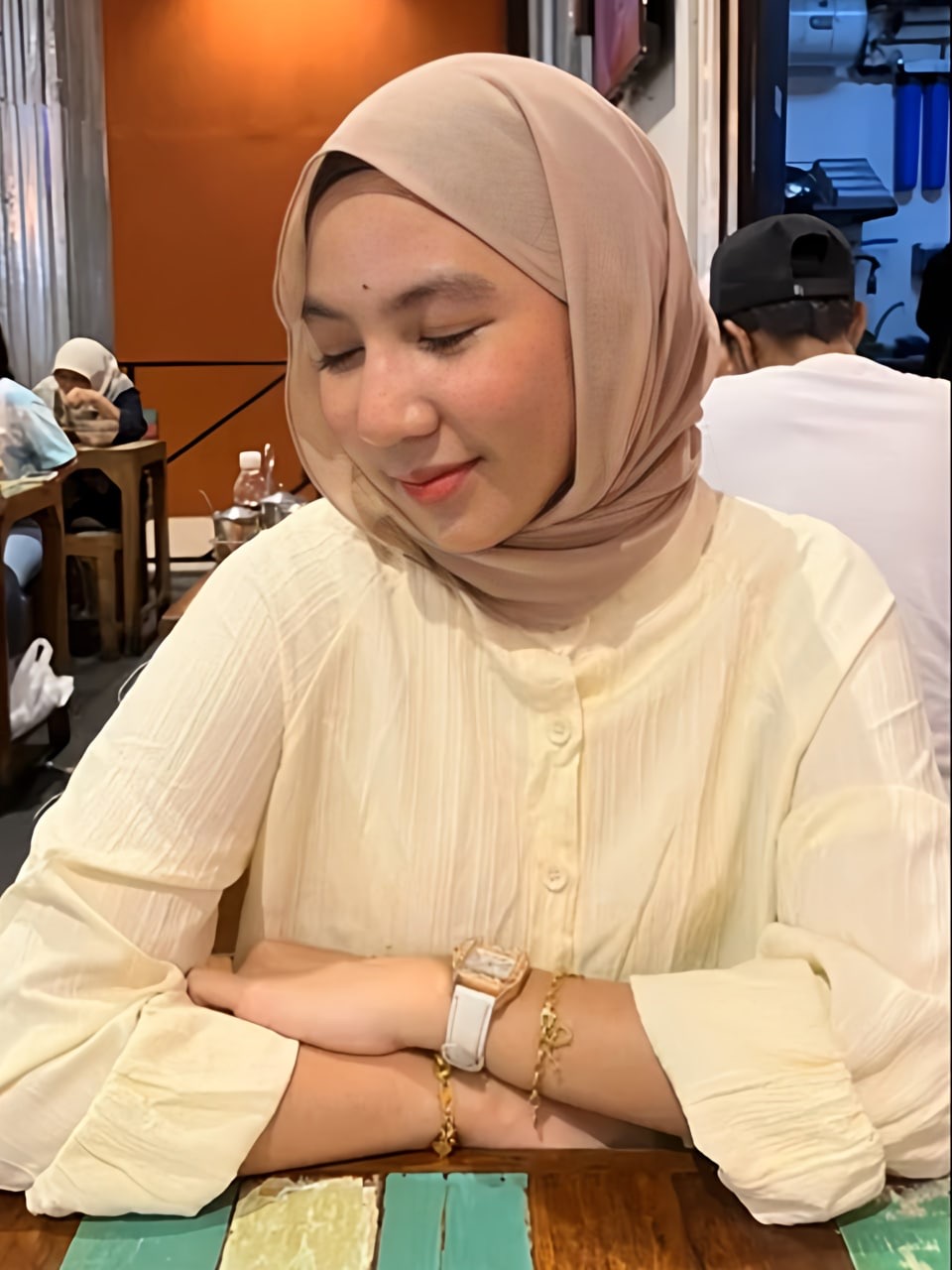 Nonton Film Zulaikha Hijabers Cantik VCS Omek Sampe Muncrat Terbaru