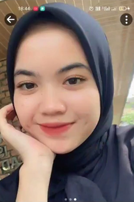 Nonton Film Ukhty Cantik Ternyata Doyan Open VCS Terbaru