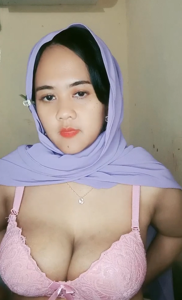 Nonton Film Chamecin Banjir ASI Omek Pake Terong Terbaru